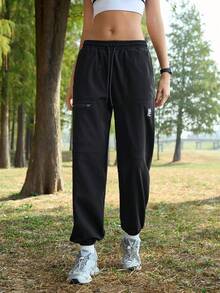 SHEIN In My Nature 女士字母印花抽绳腰带休闲户外跑步裤 - 黑色 - 查看 3