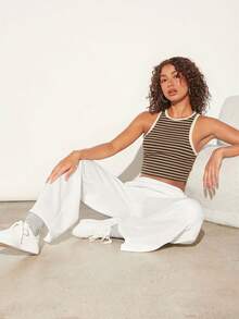 SHEIN BASICS Áo tank top nữ họa tiết kẻ sọc, kiểu dáng thường ngày, thích hợp cho mùa hè. - Màu nâu Sô-cô-la - Xem 5