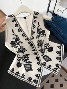 Lyxana Sleeveless Vintage Print V-Neck Jacket - Black and White - View 1