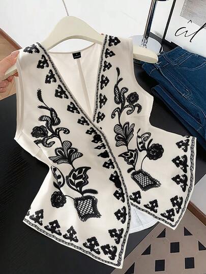 GlowEve Sleeveless Vintage Print V-Neck Jacket