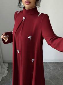 Yasmyna 女士水钻装饰高领长袖阿拉伯风格连衣裙 - 酒紅色 - 查看 2