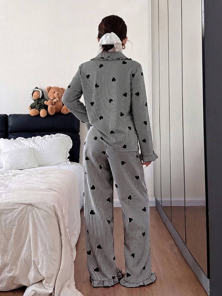 Dream Adore Conjunto de pijama con cárdigan de cuello con volantes y estampado de corazones a rayas - Multicolor - Añade 2