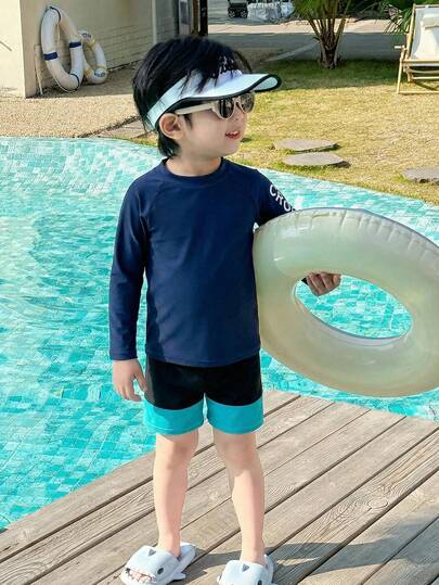 SHEIN 2 Piece Young Boys Boy Set Of Casual Sports Swimsuit For Little Boys, With Holiday Style Pattern Tight Fitting Upper And Swim Pants Adjusted, Children's Clothing, Suitable For Outdoor Swimming, Beach Play, Vacation Wear, Suitable For Spring, Summer, Autumn, Winter Seasons