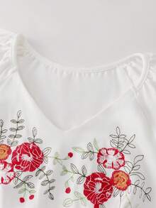 Resyla Women's Spring/Summer New White Embroidered Fitted Casual/Commute/Vacation Short Sleeve T-Shirt - White - View 5