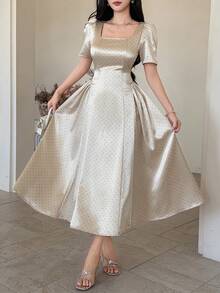 DAZY 女士优雅波点方领泡泡袖褶皱中长连衣裙，夏季婚礼宾客礼服/吊带裙/鸡尾酒裙 - 杏色 - 查看 1