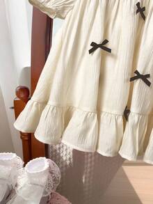 SHEIN 可爱的彼得潘领泡泡袖连衣裙，配3D蝴蝶结，休闲百搭，适合日常穿着 - 彩色 - 查看 6