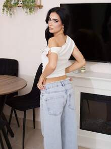 AfricaSnchz Top de verano asimétrico para mujer de unicolor con escote oblicuo con pliegues - Blanco - Ver 5