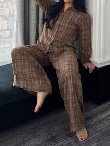 Dazy Plus 两件套格子宽松长袖上衣和长裤睡衣套装，春秋季时尚睡衣 - 棕色 - 查看 1