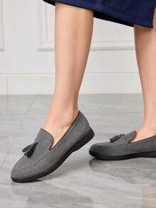 Sleekvia Sepatu Loafer Datar Kasual Serbaguna untuk Perjalanan, Dekorasi Rumbai, Cocok untuk Hari Valentine - Biru - View 5