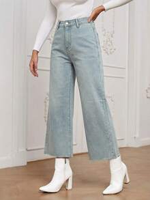 SHEIN Essnce Light Blue Casual Mid-Rise Straight Leg Everyday Jeans - Blue - View 4