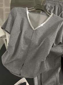 Resyla Regular Fit V-Neck Short Sleeve Top + Straight Leg Pants With Side Pockets - Grey - View 4