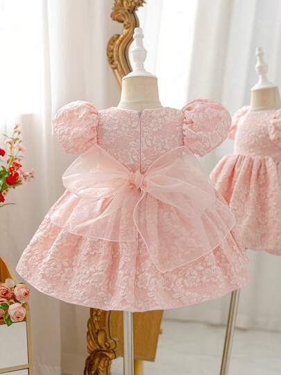 SHEIN Glamorique Kids 女婴公主裙，蝴蝶结装饰，提花面料，优雅高贵，中东和欧洲风格，泡泡袖，奢华派对礼服