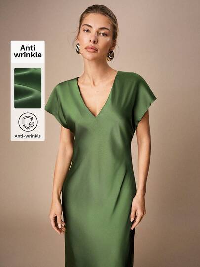 Maija 女士绿色V领短袖中长连衣裙