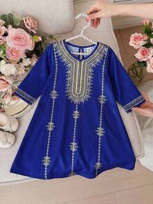 SHEIN Đầm dài tay dài họa tiết retro dễ thương, đa năng, dáng rộng, đơn giản cho bé gái, thoải mái, thời trang hàng ngày, phù hợp cho tiệc sinh nhật, tiệc tối, biểu diễn, đám cưới, lễ rửa tội, lễ khai trương trong nhà và ngoài trời, sinh hoạt hàng ngày, thể thao, vui chơi, tiệc tùng, chụp ảnh, kỳ nghỉ, lễ hội. Thích hợp cho mùa xuân, mùa thu và mùa đông. - Nhiều màu - Xem 9