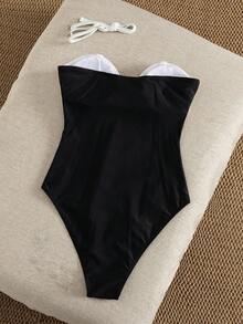 Swim Chiccia 女士春夏沙滩音乐节黑白撞色金属配饰细肩带优雅时尚连体泳衣 - 黑與白 - 查看 2