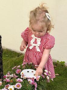 SHEIN 女婴编织休闲红色格子蝴蝶结装饰泡泡袖宽松A字连衣裙 - 彩色 - 查看 5