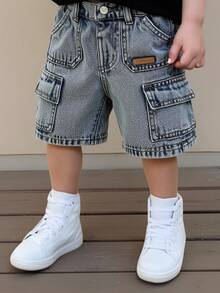 SHEIN Toddler Boys' Casual Versatile Washed Blue Multi-Pocket Denim Cargo Shorts