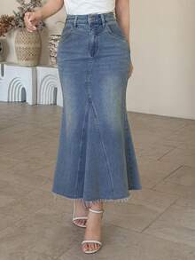 DAZY Women's Casual Washed Frayed Hem Denim Fish Tail Skirt, Spring/Summer - Medium Wash - View 4