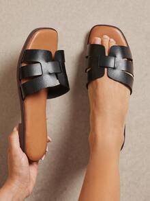 SHUZIA Women's Minimalist Casual Comfy Crisscross Flat Sandals - Black - View 2