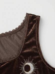 ROMWE EDITION Women's Witch Day Moon & Star Embroidered Velvet All-Match Fitted Tank Top - Brown - View 4