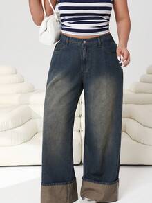 Solflare 春夏新款休闲百搭牛仔裤，适合户外、日常、派对、音乐节、返校、毕业典礼、度假、居家、街头穿搭等场合，舒适棉混纺面料，卷边裤脚，撞色设计，复古水洗，宽松长款，大码可选 - 深色水洗藍 - 查看 5