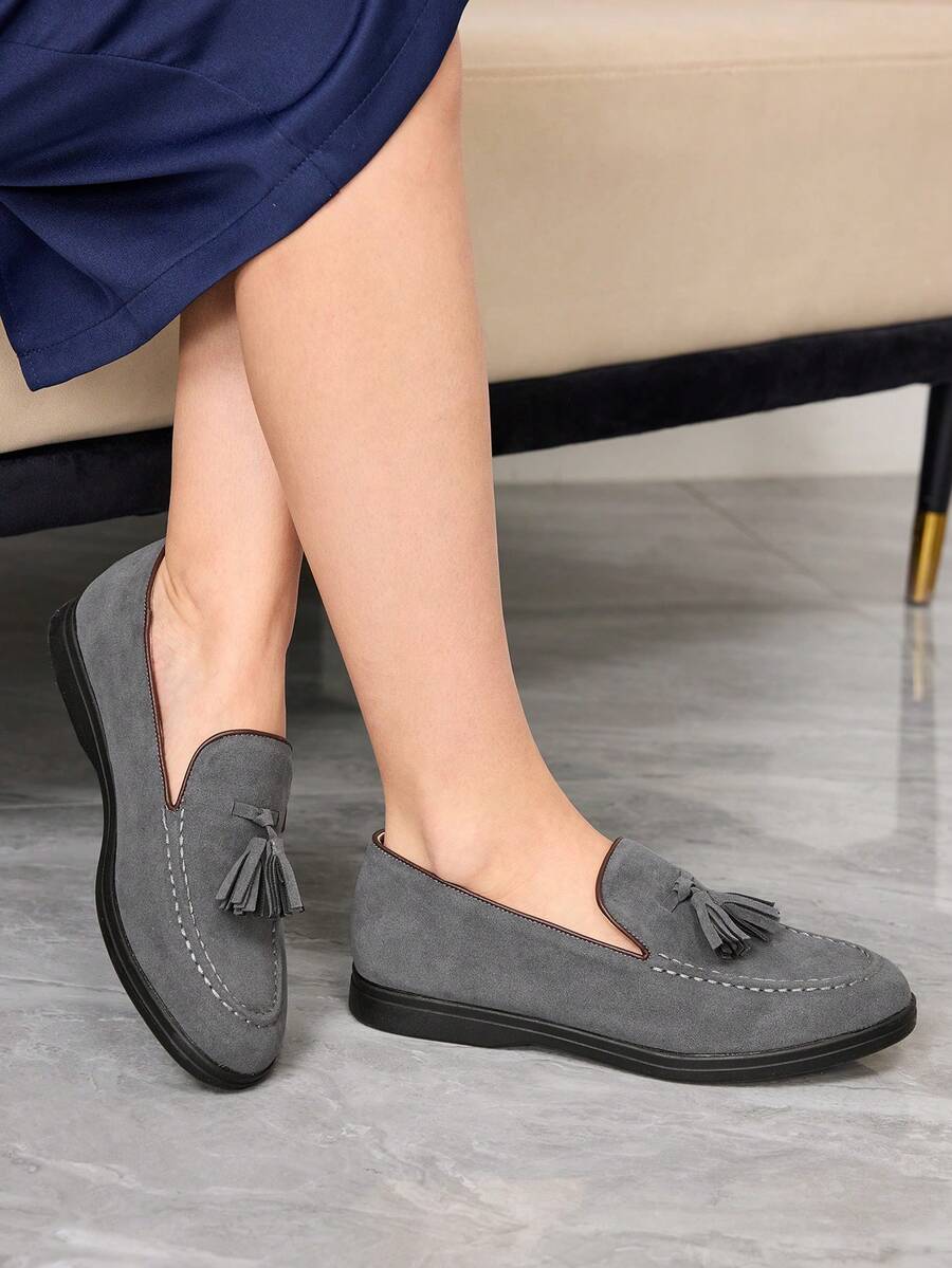Sleekvia Sepatu Loafer Datar Kasual Serbaguna untuk Perjalanan, Dekorasi Rumbai, Cocok untuk Hari Valentine - Biru - View 1