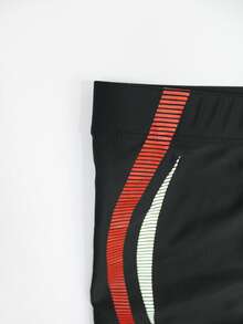 Manfinity Swimmode Men's Beach Vacation Casual Printed Swim Trunks - Black - View 5