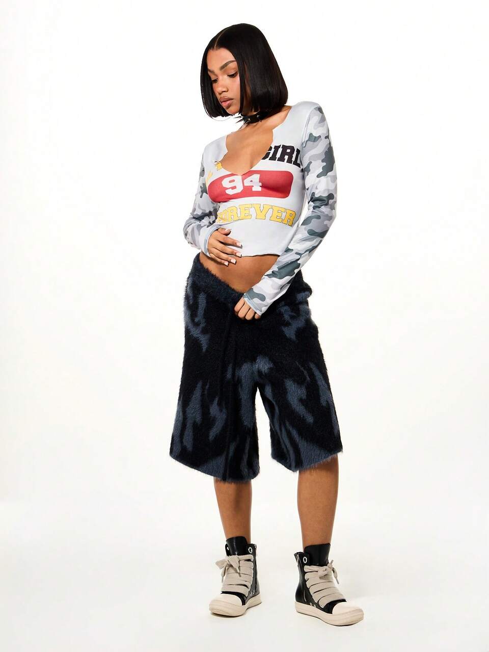 SUMWON Contrast Sleeve Camouflage Long Sleeve Crop Top With Deep V Neckline And Graphic Print