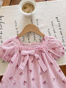 SHEIN LMoss Kids Baby Girl Woven Bow Striped Square Neck Puff Sleeve Fitted Dress,Kids - Multicolor - View 5