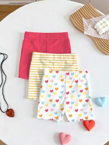 SHEIN Playful Pals 3件套女婴/幼儿休闲百搭彩色爱心条纹印花短裤，适合春夏日常穿着、外出和居家穿着 - 彩色 - 查看 2