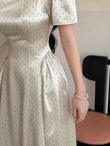 DAZY 女士优雅波点方领泡泡袖褶皱中长连衣裙，夏季婚礼宾客礼服/吊带裙/鸡尾酒裙 - 杏色 - 查看 9