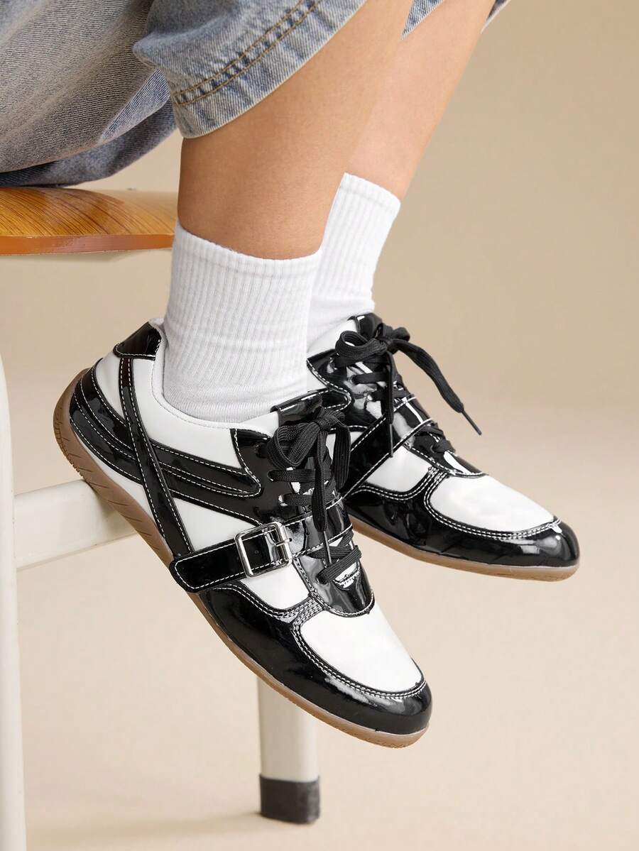 CUCCOO EASI 女士休闲鞋 - 黑與白 - 查看 1