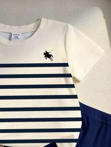 SHEIN 1 Set Baby Boys Casual Stylish Minimalist Polo Style Black & White Striped And Knight Logo Print Round Neck Short Sleeve T-Shirt And Matching Shorts Outfit, Toddler Outdoor Suit - Multicolor - View 5