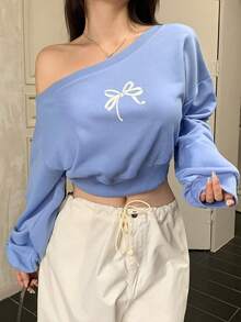 DAZY Casual Butterfly Print Cropped Sweatshirt With Oblique Shoulder