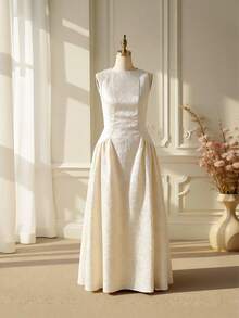 SHEIN 优雅提花面料无袖拉链连衣裙，适合少女日常穿着及各种场合，春夏款。 - 米色 - 查看 3