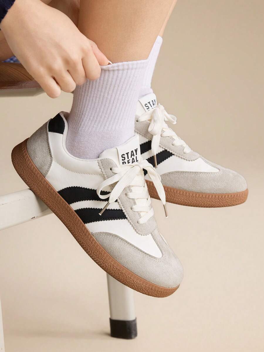 CUCCOO EASI 女士休闲字母图案多功能平底运动鞋 - 黑與白 - 查看 1