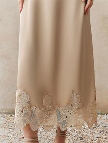 Anewsta 高品质时尚标准尺码女士夏季新款法式优雅缎面蕾丝边半身裙，修身通勤约会连衣裙 - 杏色 - 查看 4