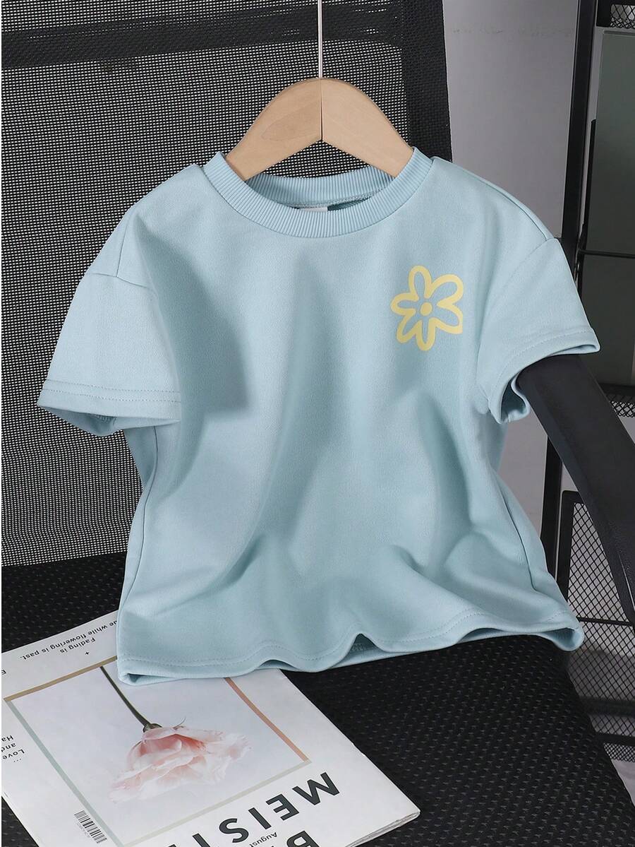 Genkimix Kids 女童宽松圆领短袖上衣，浅蓝色底黄色碎花图案，舒适可爱，适合夏季日常玩耍、花园漫步、家庭野餐等场合，甜美碎花蓝色短袖T恤 - 藍色 - 查看 1