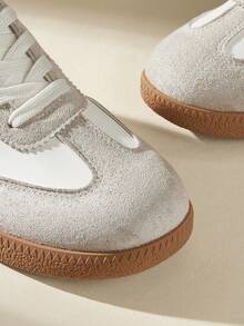 CUCCOO EASI 女士休闲字母图案多功能平底运动鞋 - 黑與白 - 查看 3