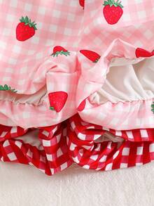 SHEIN Genkimix Kids 4pcs/Set Young Girl Sweet Cherry & Strawberry Print Camisole Top And Strawberry Plaid Ruffle Hem Shorts, Fresh Summer Vacation Style, Suitable For Beach, Travel And Other Summer Occasions - White - View 7