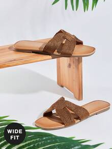 SHUZIA Women's Wide-Fit Minimalist Comfortable Woven PU Flat Sandals - Brown - View 2