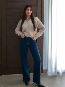 Hitanina 法式奢华宽松蓬松 V 领开衫毛衣超大毛衣 - 卡其色 - 查看 1