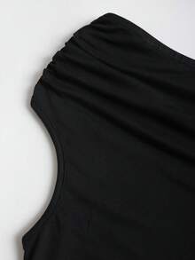 SHEIN Sweetro 女士优雅休闲不对称肩部无袖连体裤，配金属链条，飘逸款式，春夏款 - 黑色 - 查看 4