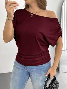 SHEIN Essnce 大码女装春夏时尚休闲宽松舒适日常百搭修身黑色露肩短袖T恤，简约风格，适合工作场合、欧洲夏季、露肩上衣、女士教堂着装、教师服装 - 酒紅色 - 查看 6