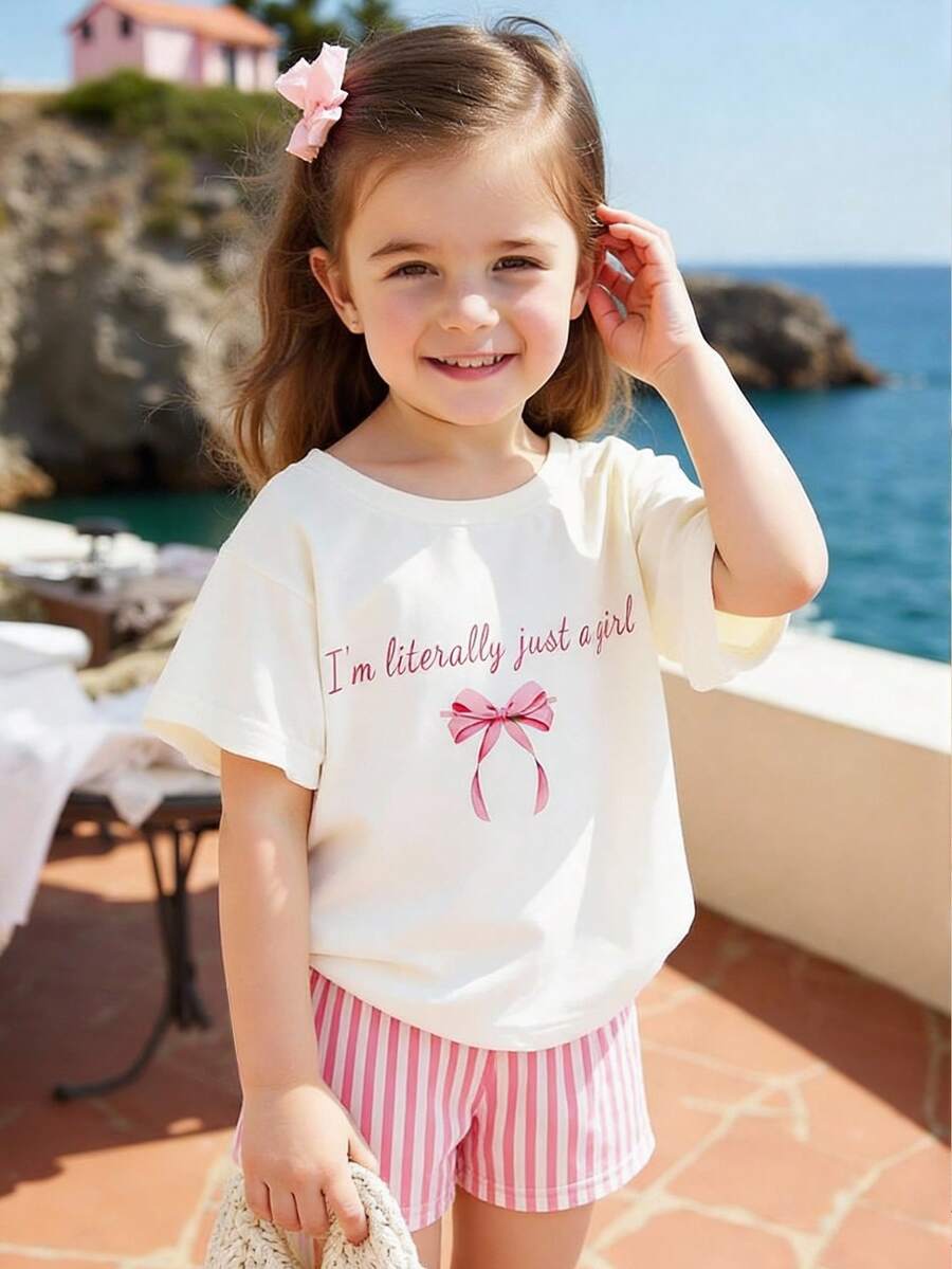 SHEIN 2件套，适合4-7岁女童，花朵樱花字母印花圆领短袖T恤+樱花短裤，轻薄面料，可爱花朵短袖短裤套装，休闲夏季装扮 - 彩色 - 查看 1