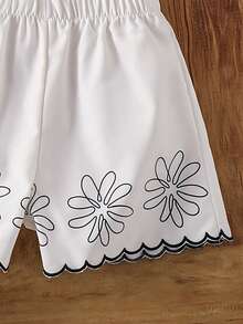 SHEIN LMoss Kids Bộ 2 món đồ cho bé gái, màu trắng, cổ tròn, tay bồng, in họa tiết hoa. - trắng - Xem 6