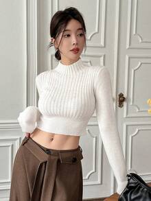 Dazy Star 女式纯色立领长袖修身毛衣，适合秋冬季短款女式上衣 - 白色 - 查看 4