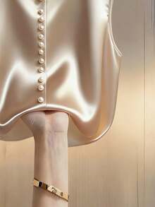 Franclia 女士香槟色优雅圆领珍珠装饰无袖衬衫，缎面面料，适合通勤和日常优雅穿着 - 香檳色 - 查看 3