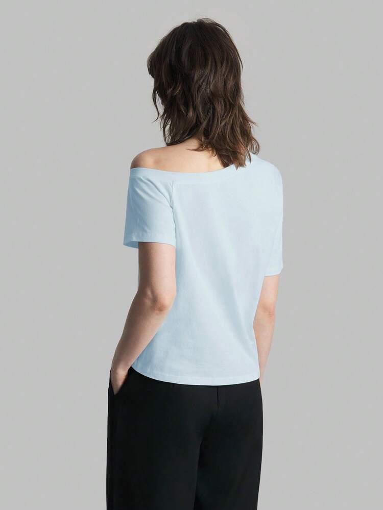 Chic Baby Blue Knitted Asymmetrical Neck Regular Length Short Sleeve T-Shirt For Women All-Season Versatile Modern Urban Fashion Business Casual Women's Wear Office Attire Understated Old-Money Style, Elegant And Sophisticated, High-Quality Commuter And Airport Women's Wear Bohemian Style Vacation Outfits Seaside Women's Clothing, Country Music Concert Style, Western Style Clothing, Nomadic Casual Fashion Boho Baby Blue