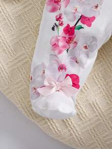 SHEIN Bộ đồ liền thân mềm mại cho bé gái sơ sinh cổ tròn tay dài xếp nếp họa tiết chim hoa, mùa thu/đông - trắng - Xem 6
